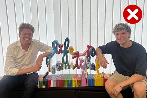 Afbeelding van twee personen