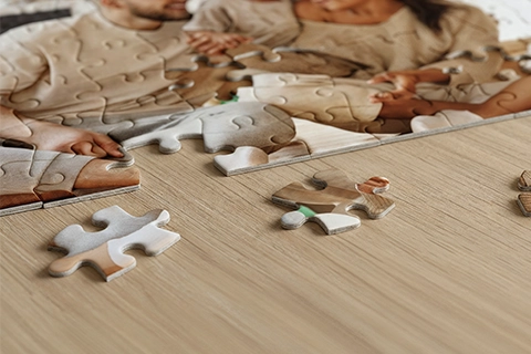 photo puzzle close up pieces
